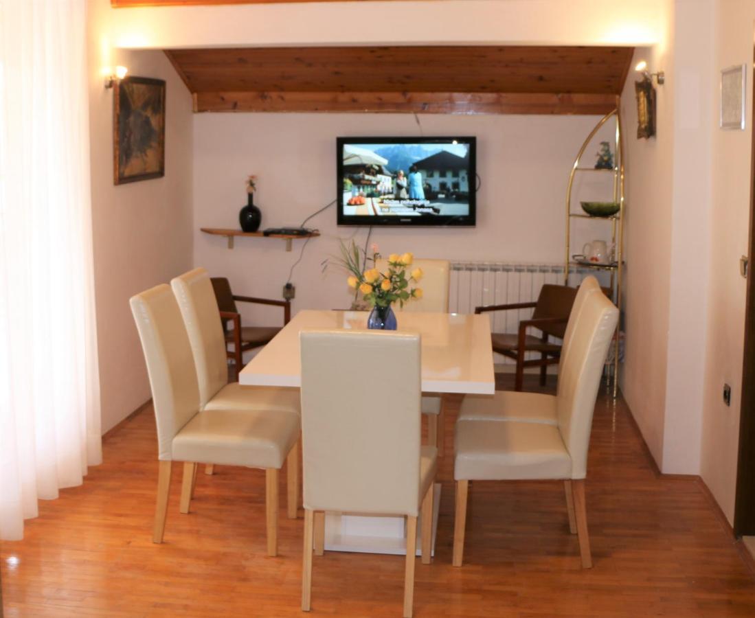 Apartment Grgas-Tucilo Zablaće Εξωτερικό φωτογραφία