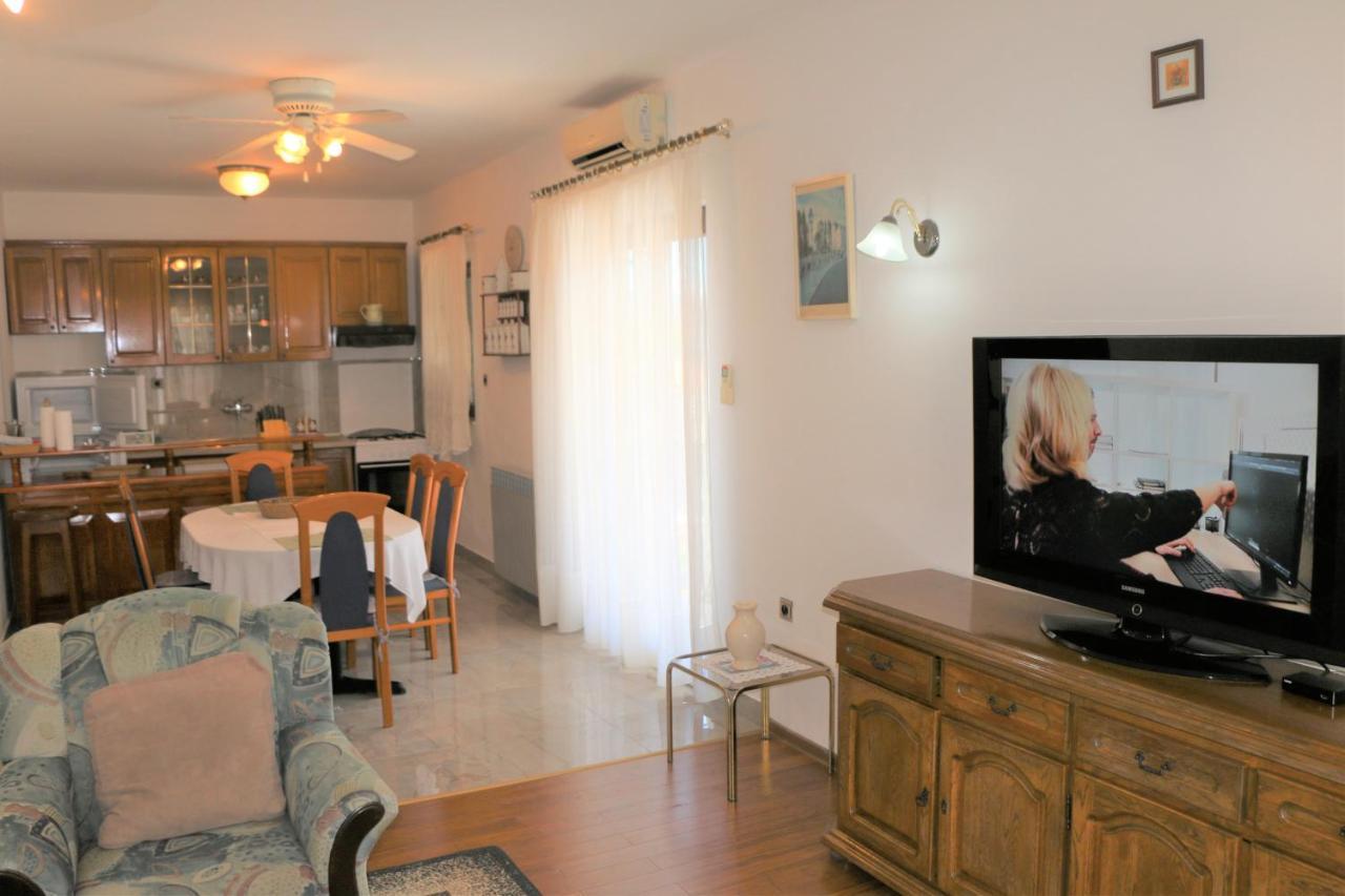 Apartment Grgas-Tucilo Zablaće Εξωτερικό φωτογραφία