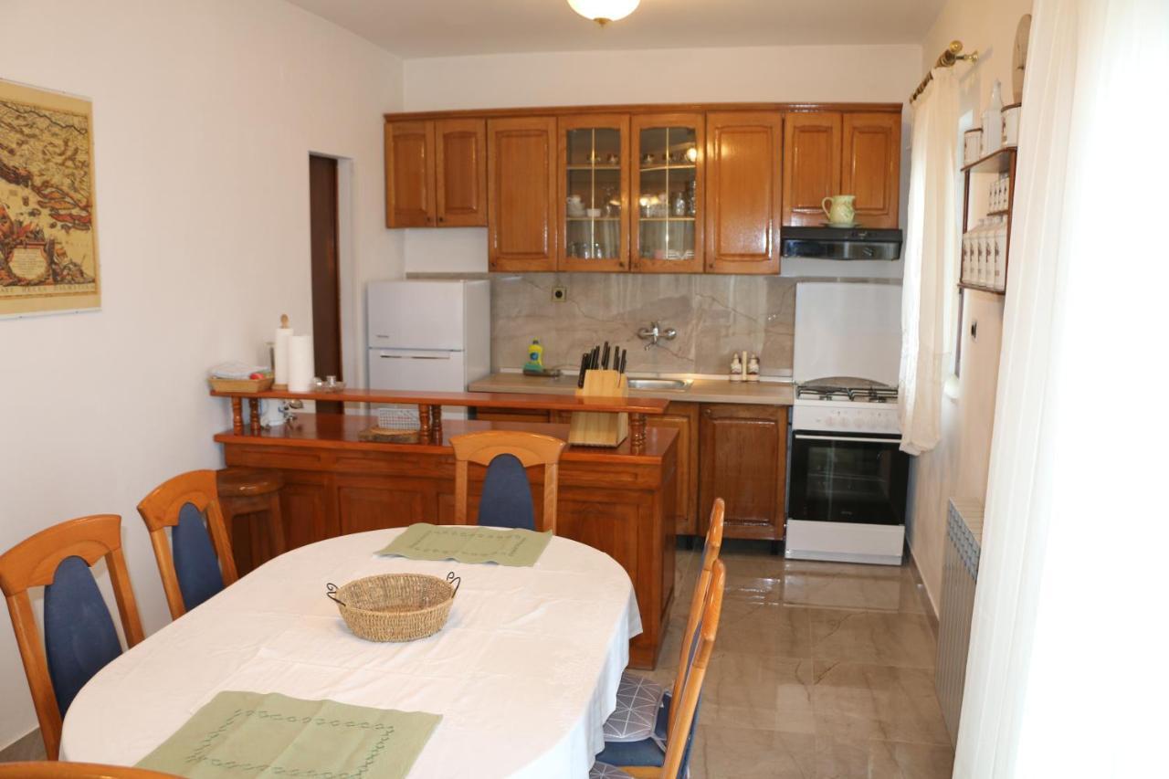 Apartment Grgas-Tucilo Zablaće Εξωτερικό φωτογραφία