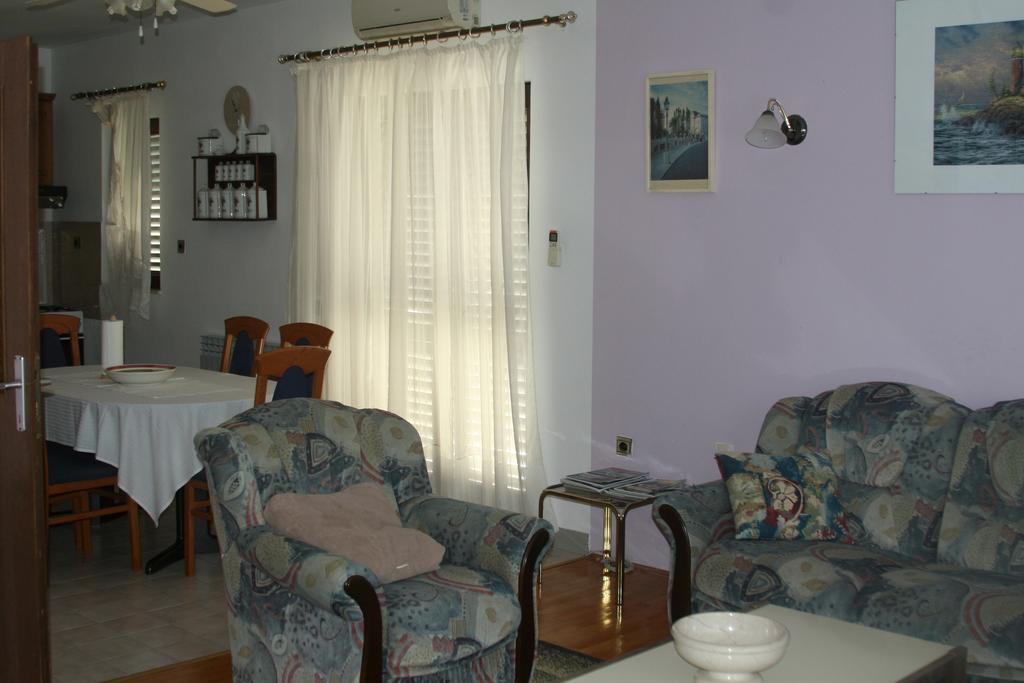 Apartment Grgas-Tucilo Zablaće Εξωτερικό φωτογραφία