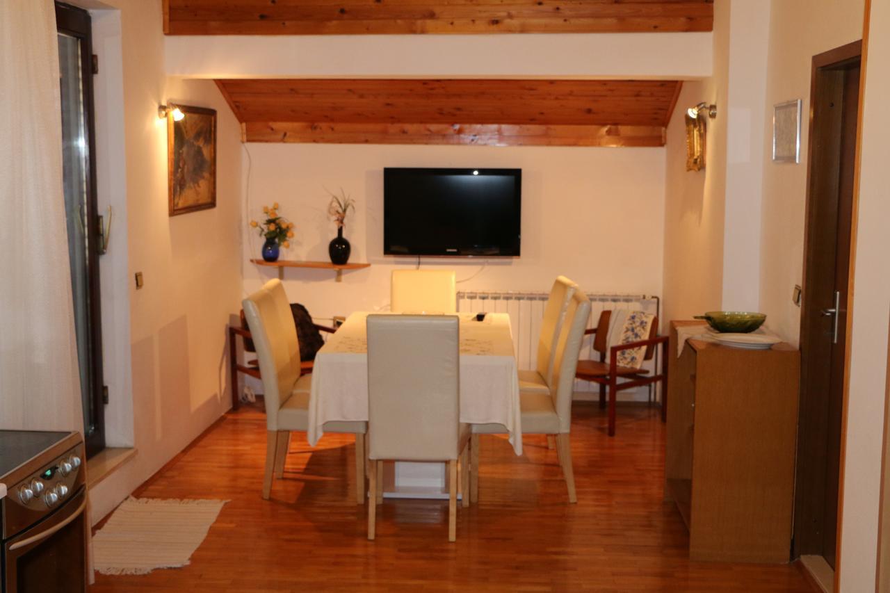 Apartment Grgas-Tucilo Zablaće Εξωτερικό φωτογραφία